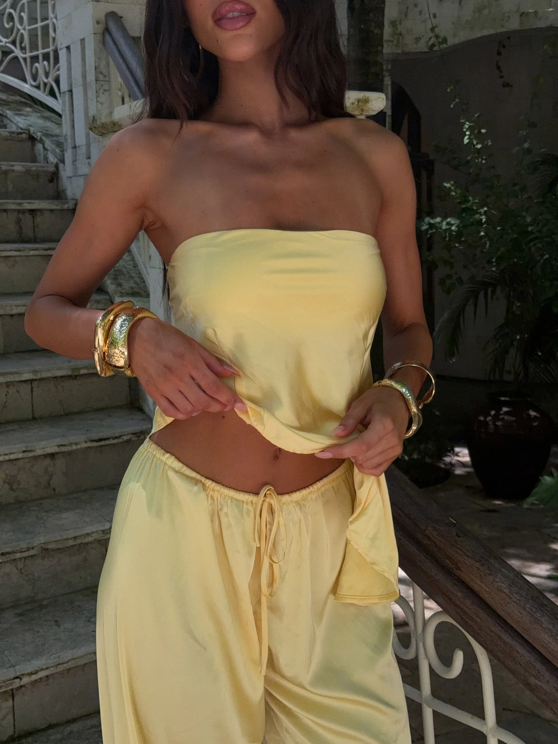 CLOVELLY SATIN TOP YELLOW - Image 9