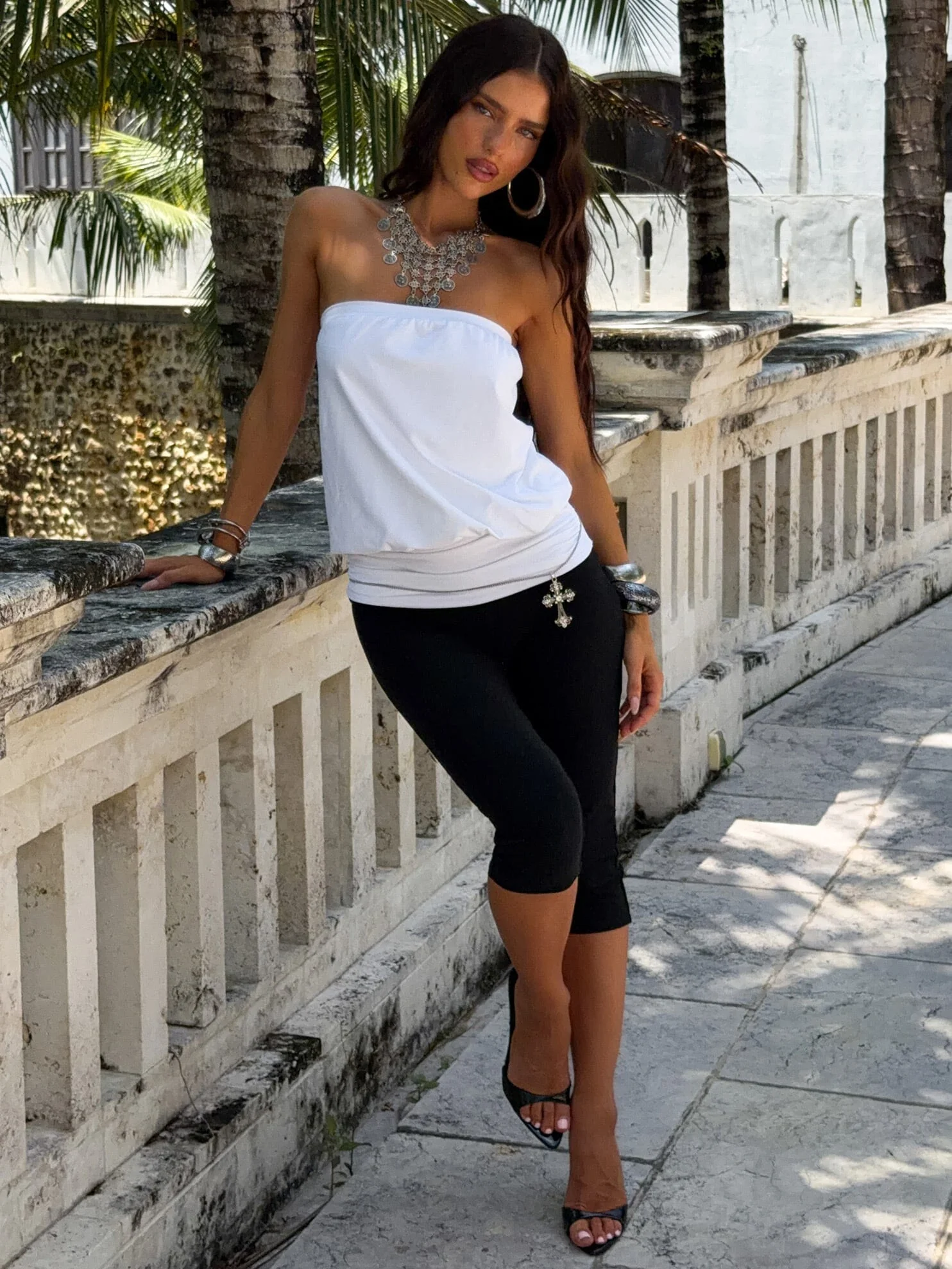 EVIENE CAPRI JUMPSUIT WHITE/BLACK - Image 3