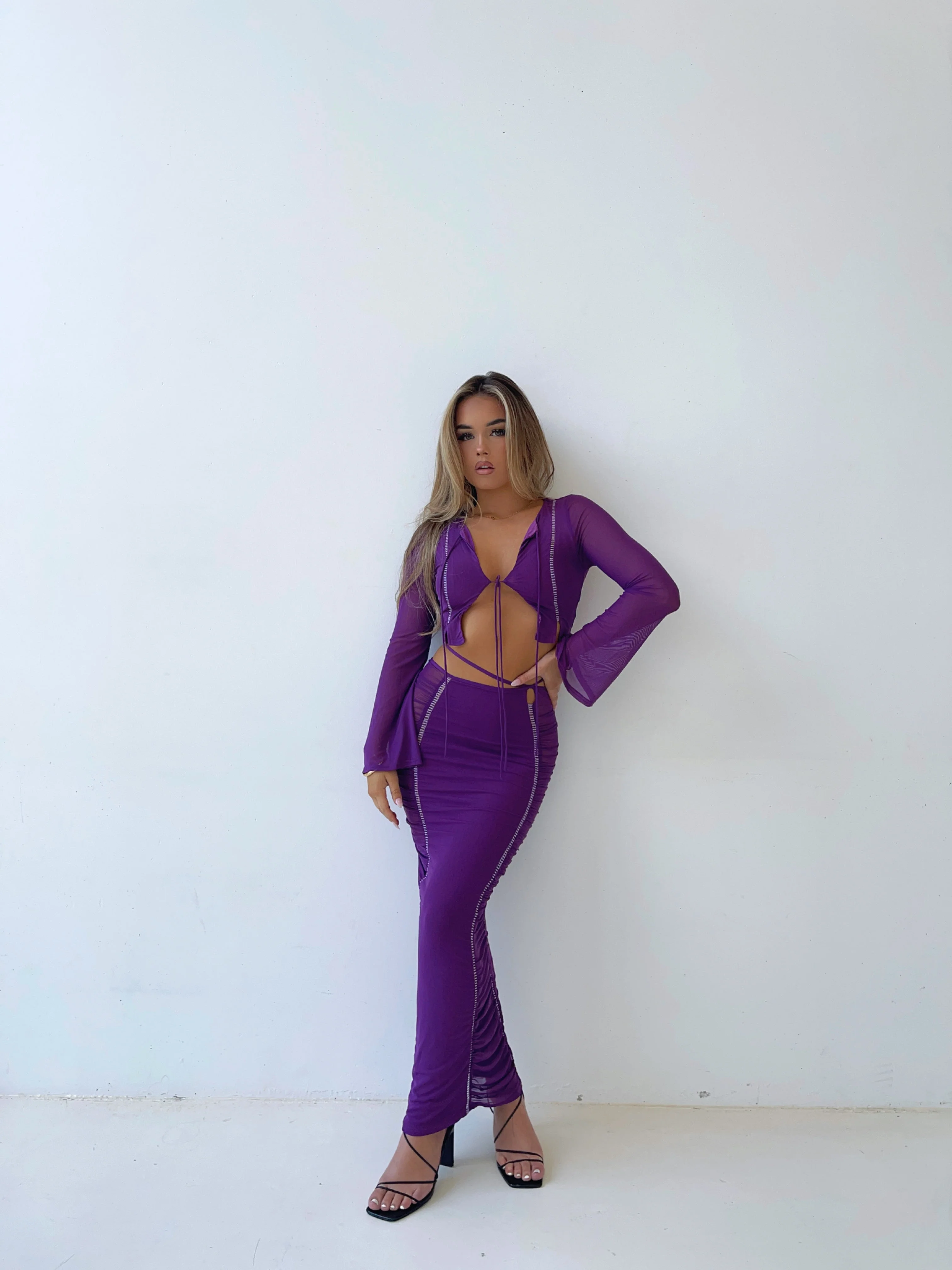MADDY CROP TOP PURPLE - OUTCAST EXCLUSIVES - Image 4