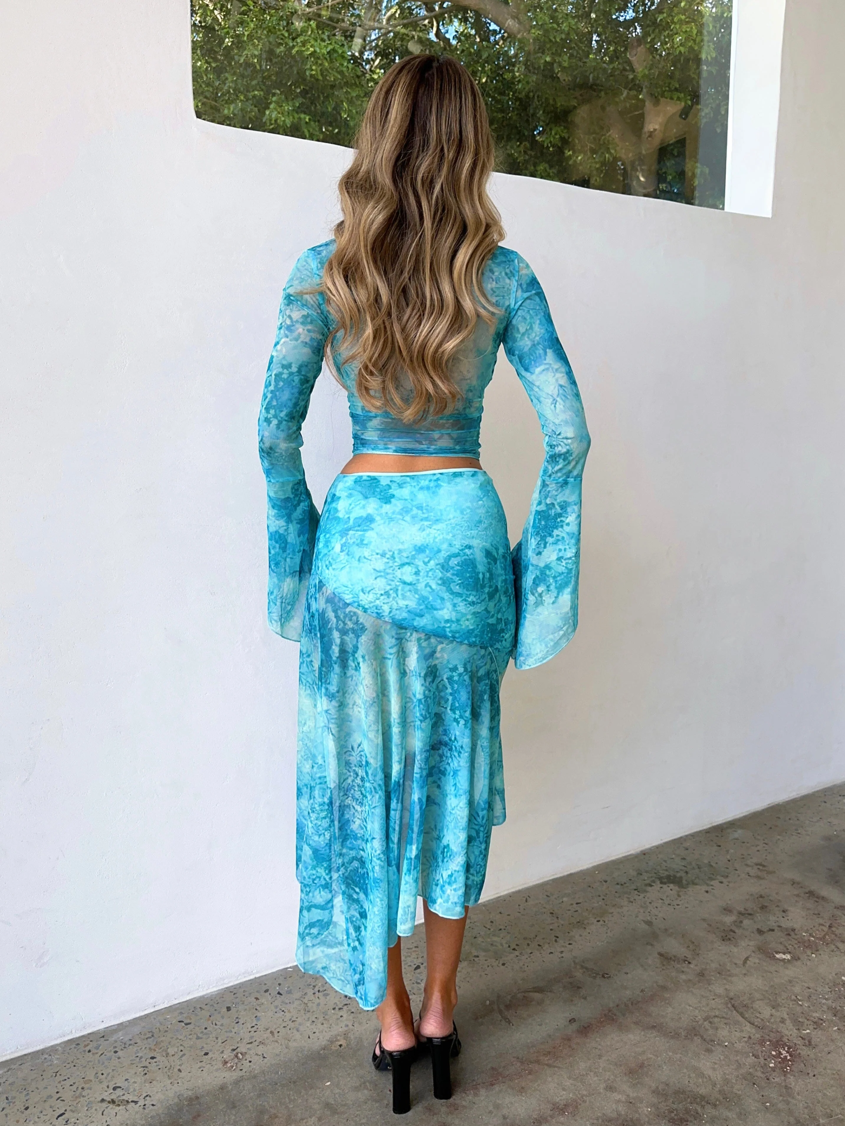 MOLLY CROP TOP TURQUOISE TEA - OUTCAST EXCLUSIVES - Image 3