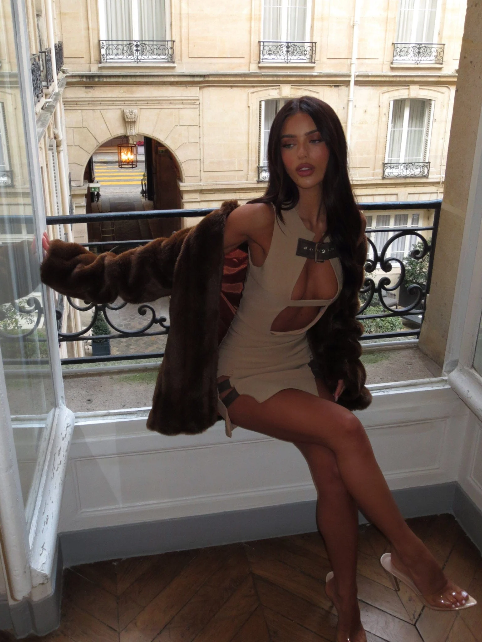 MURPHY MINI DRESS BEIGE - Image 6