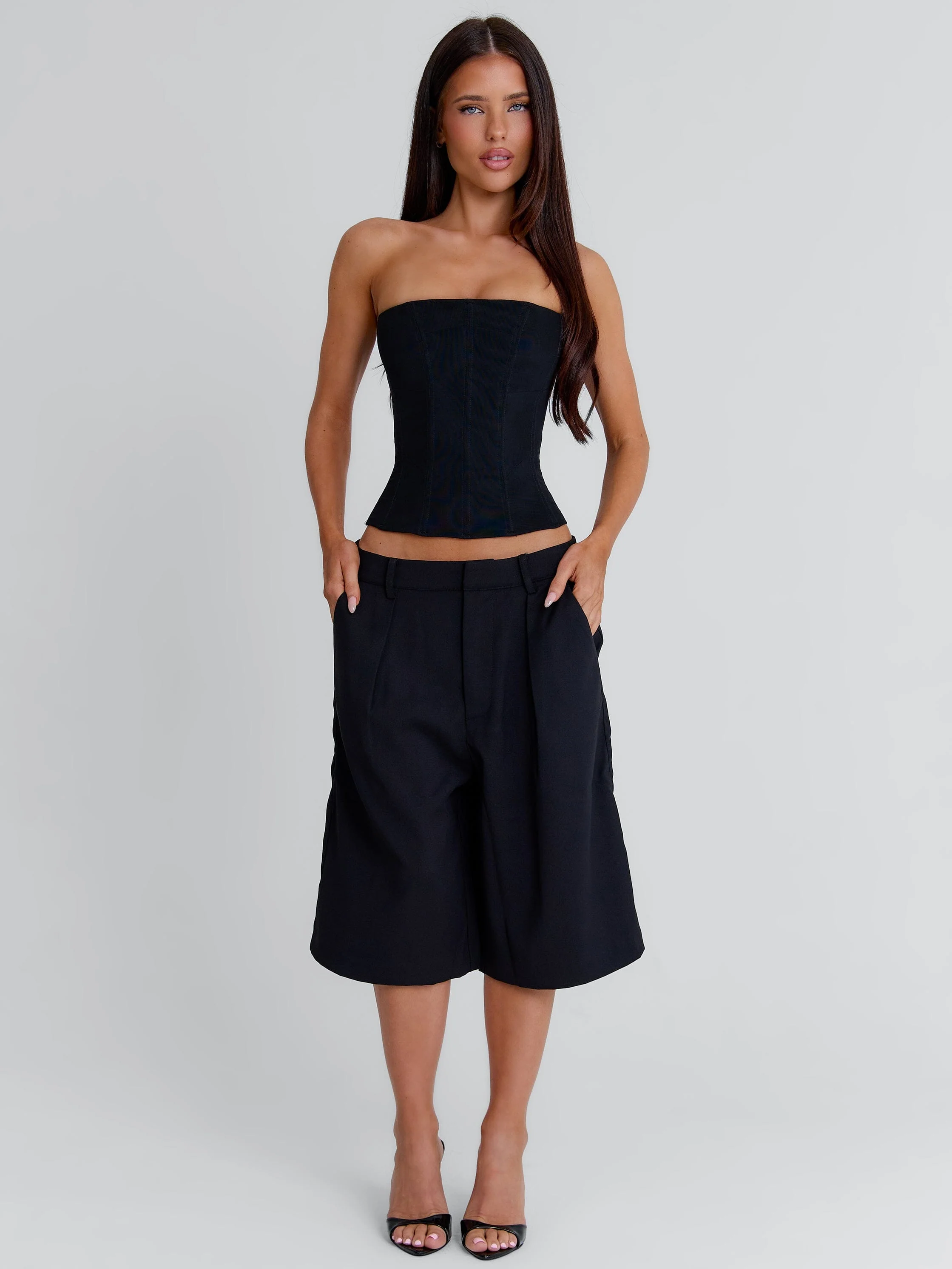 NOATE SHORT BLACK - Image 2