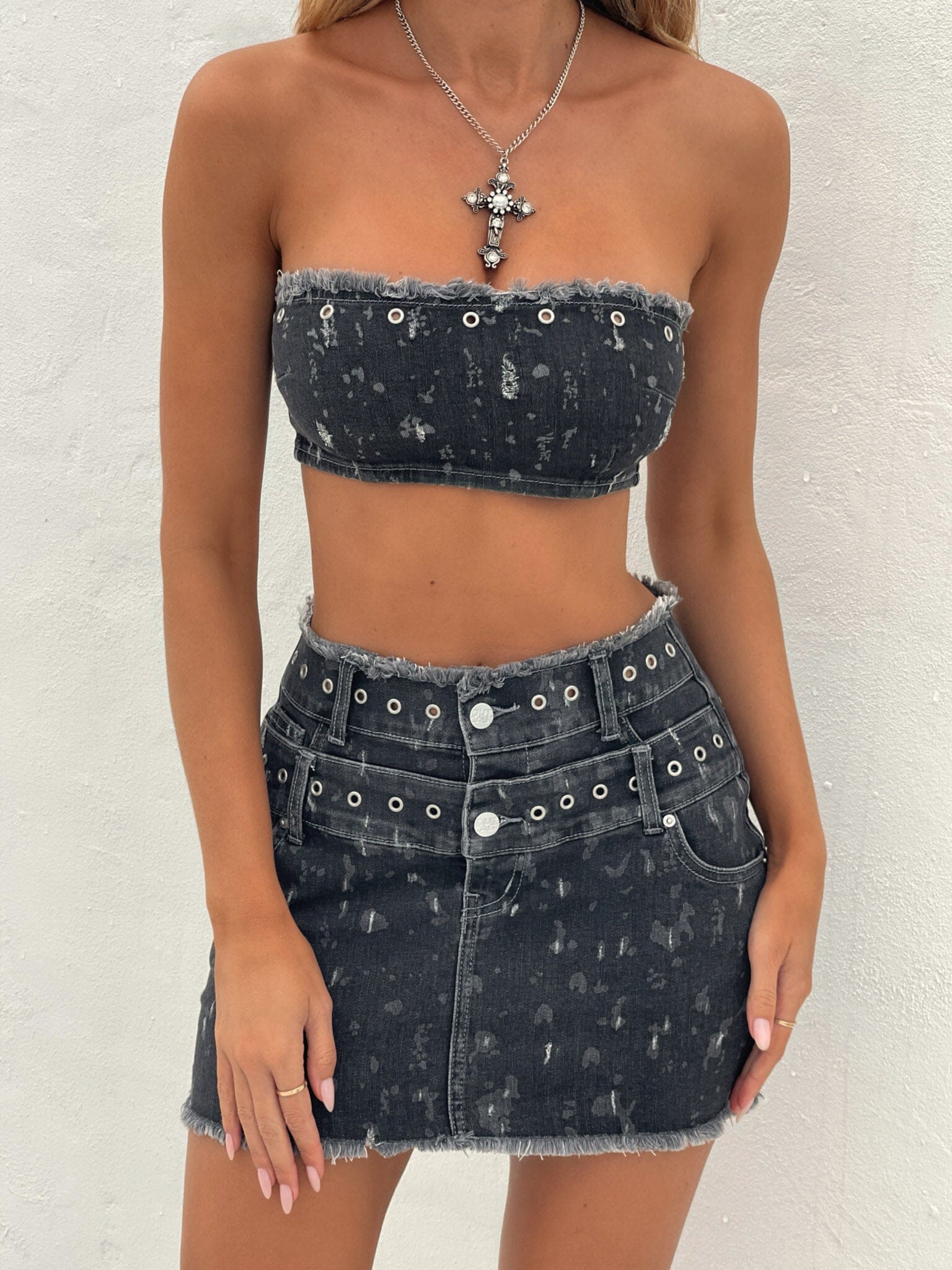 STARLYNN CROP TOP BLACK WASH - Image 5